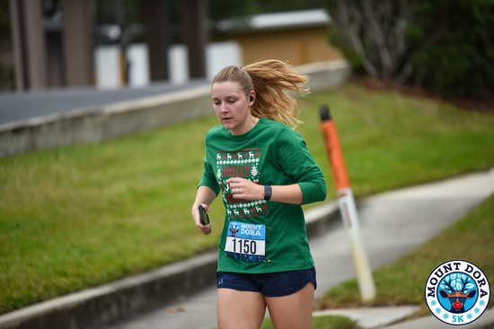 Harper Running a Christmas 5K