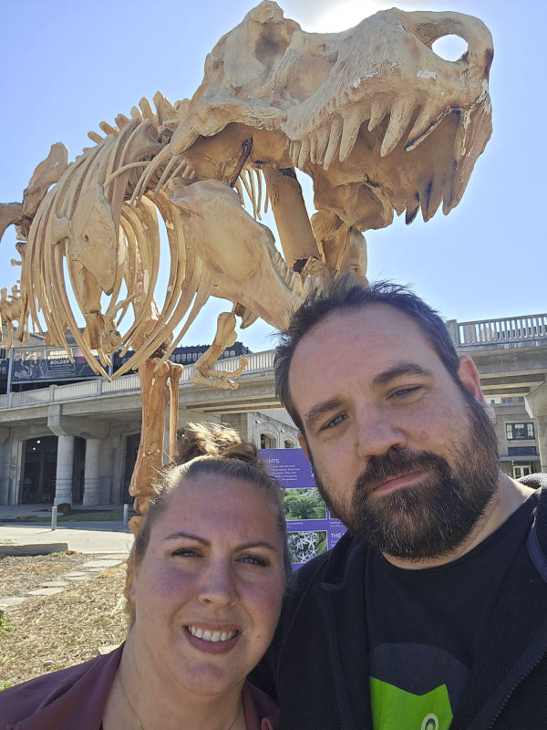 Exploring a Museum Together
